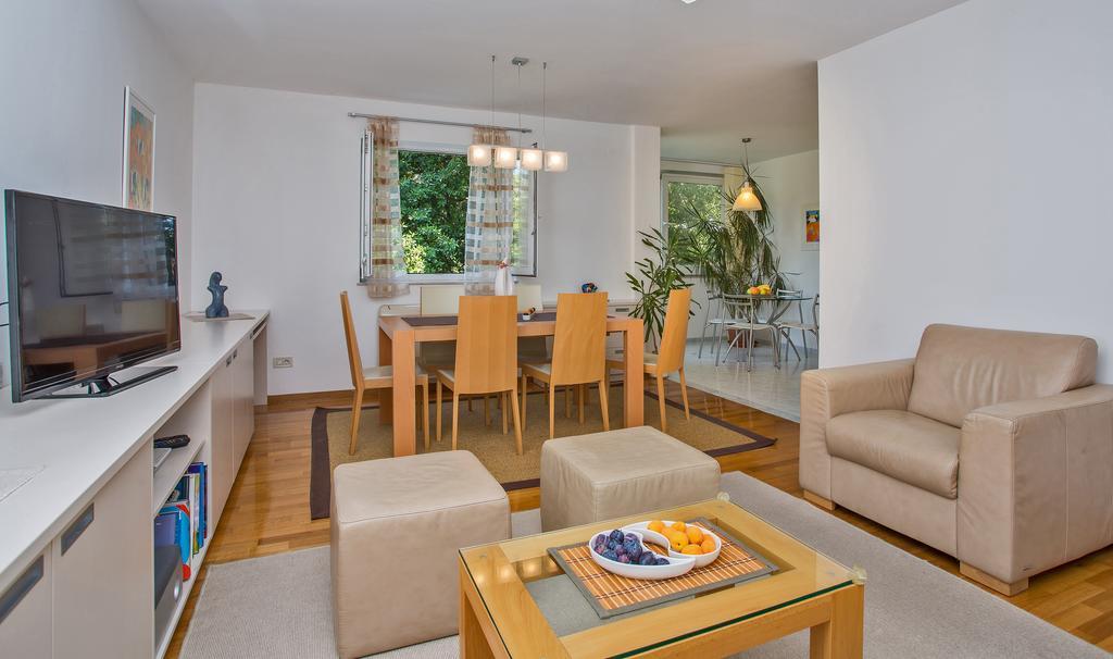 Comfortable Apartment Laura Lapad With Garage Dubrovnik Luaran gambar